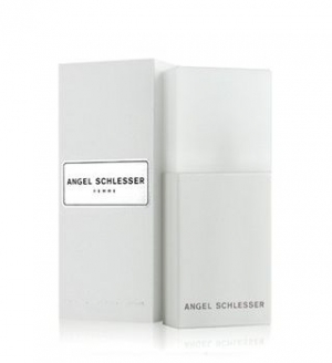   Angel Schlesser Femme